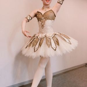 第8回全国MIEバレエコンペティション<br/ >
ジュニアⅢ部門<br/ >
第4位・伊藤範子審査員特別賞 林咲来