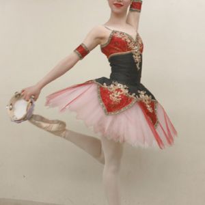 第4回 ヴィクトワール・バレエコンペティション名古屋 2021<br/ >
中学生の部B<br/ >
第10位 神戸美緒<br/ >