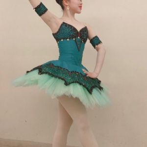 第4回 ヴィクトワール・バレエコンペティション名古屋 2021<br/ >
高校生の部<br/ >
第4位 林咲来<br/ >