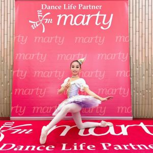 マーティプレバレエコンクール<br/ >
トゥシューズの部(4〜6年生)<br/ >
第2位 窪田れいら