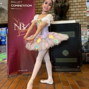 第27回NBA全国バレエコンクール<br/ >
小学生3〜4年の部<br/ >
第2_1位・審査員特別賞 窪田れいら